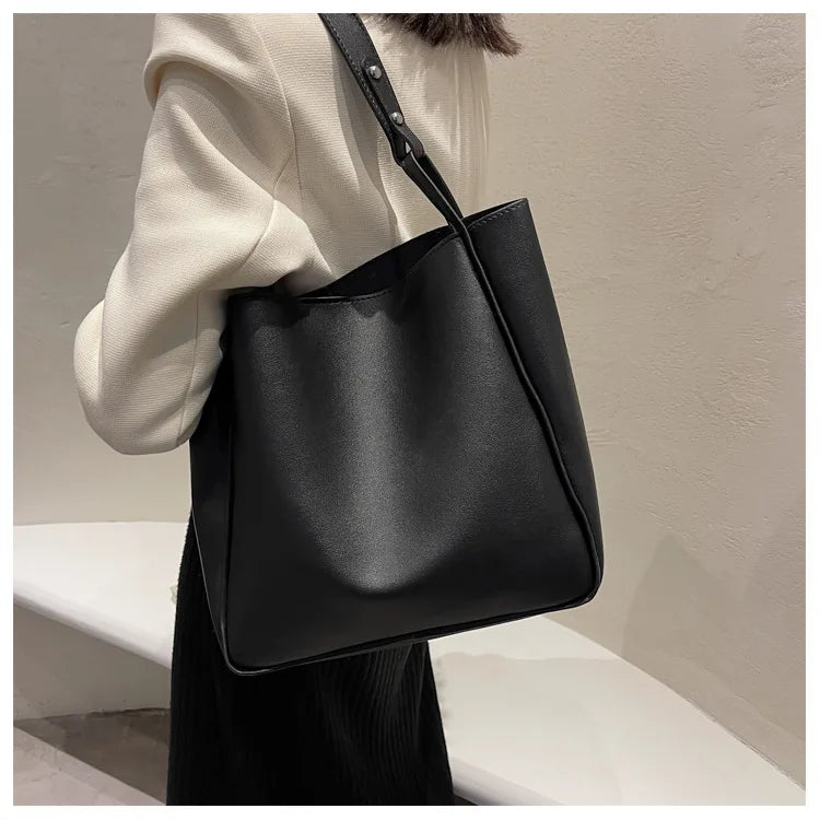 Casual Shoulder Bag